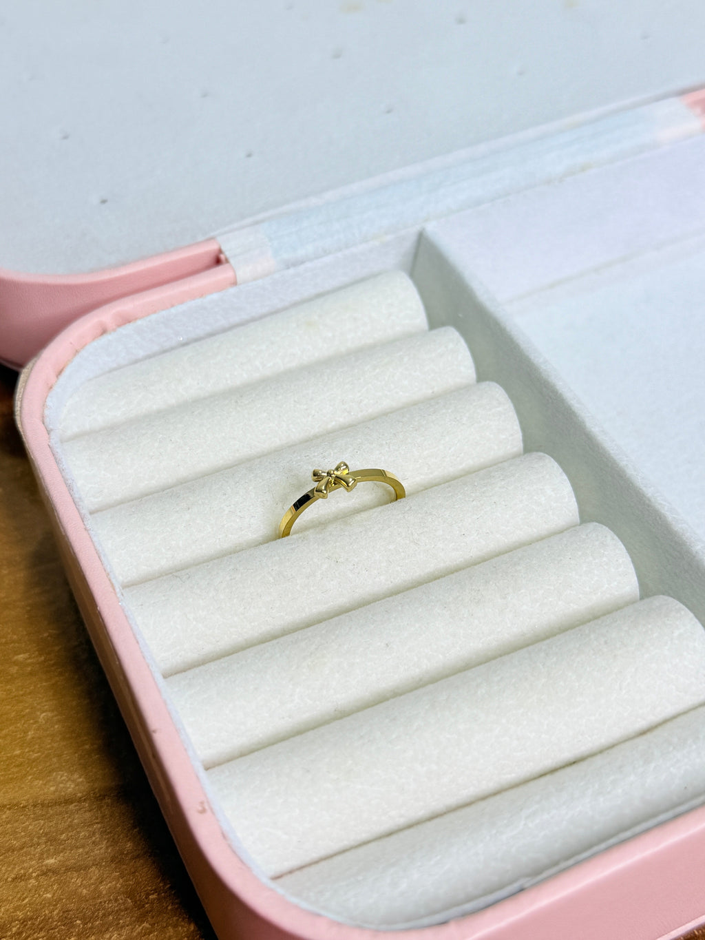 Mini Bow Ring