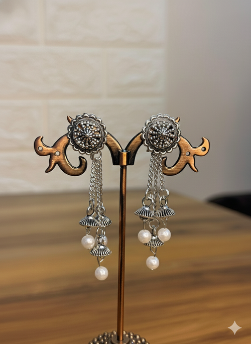 Apsara jhumka