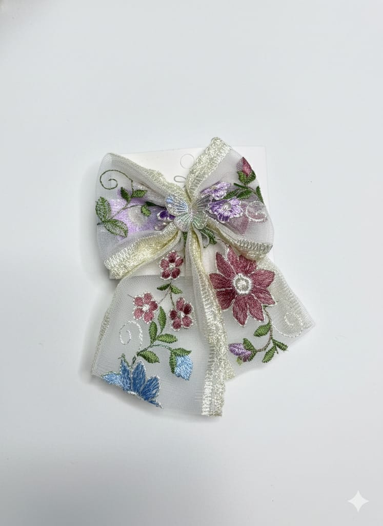 Embroidered bow clips
