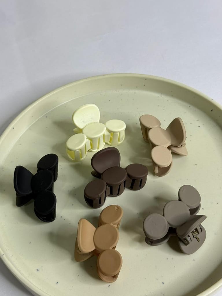 Mini geometric claw clip