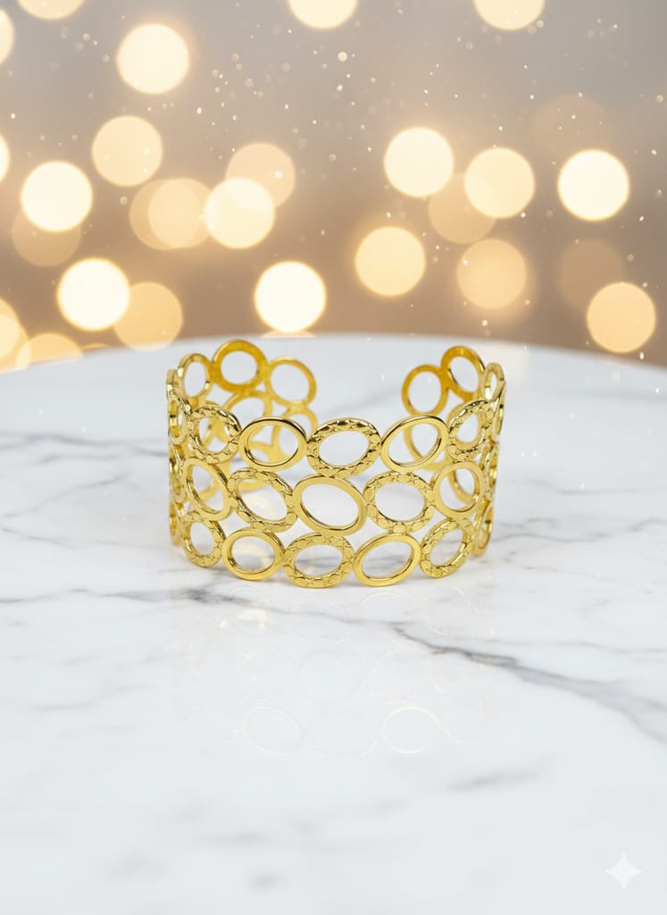 Oval open cuff