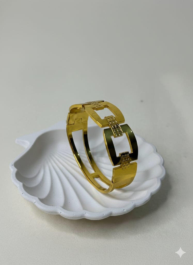 Grid bangle