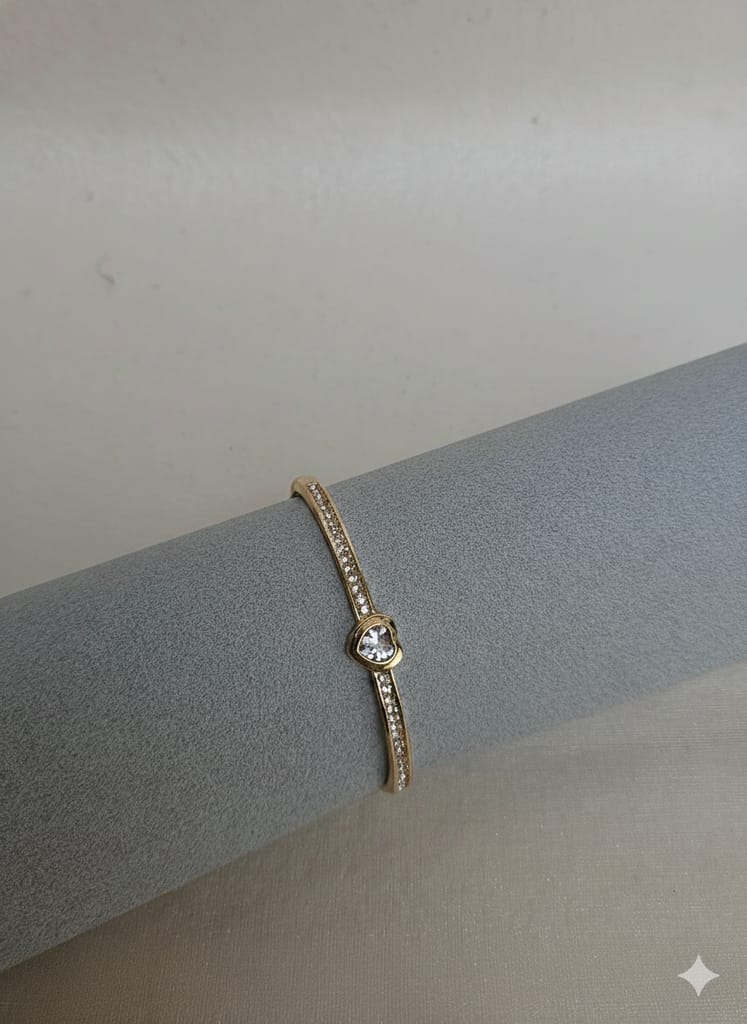 Heart stone bracelet