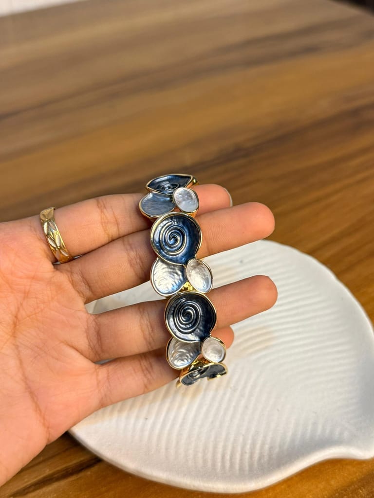 Rose Enamel Bracelet (blue)