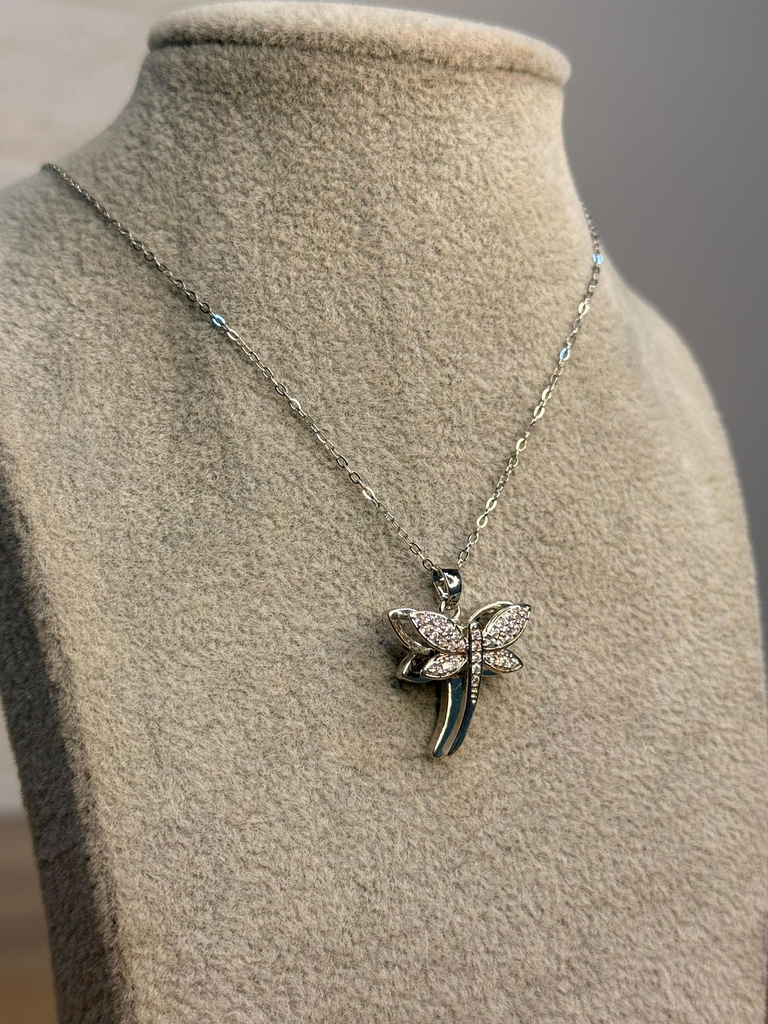 Butterfly rotation pendant