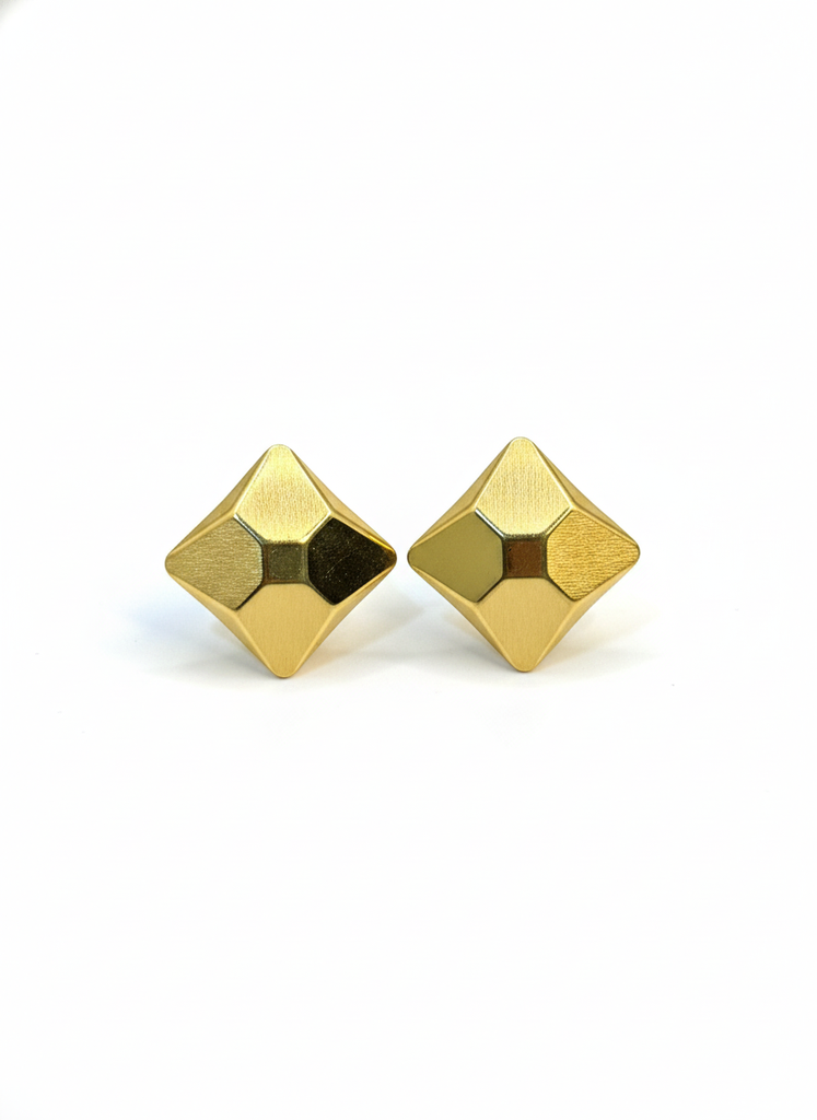 Prism studs