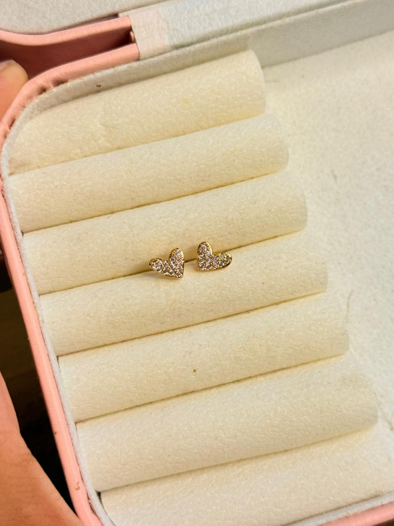 The Amour Pave Studs