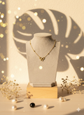 Bow pendent
