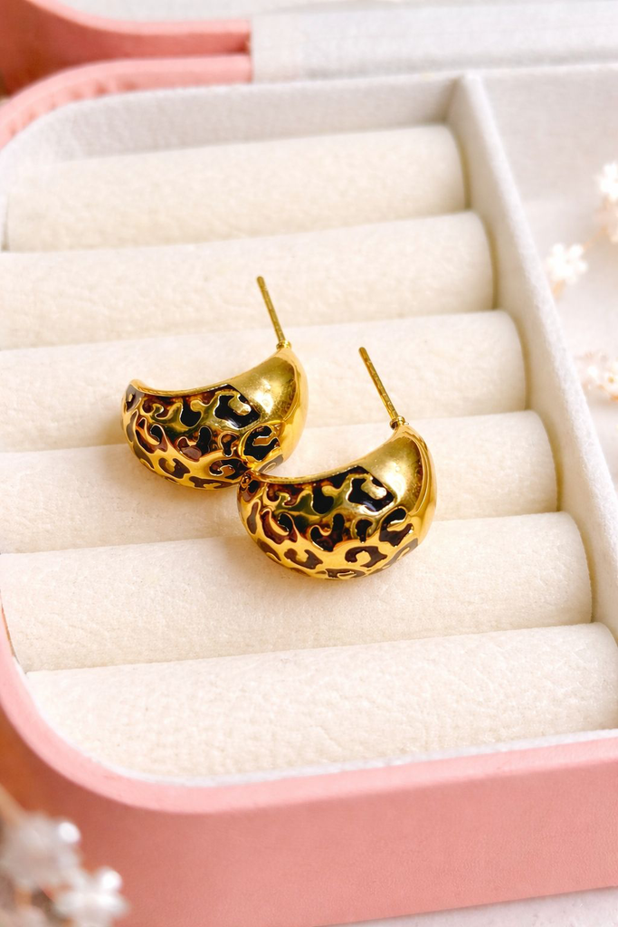 The Sahara Hoops