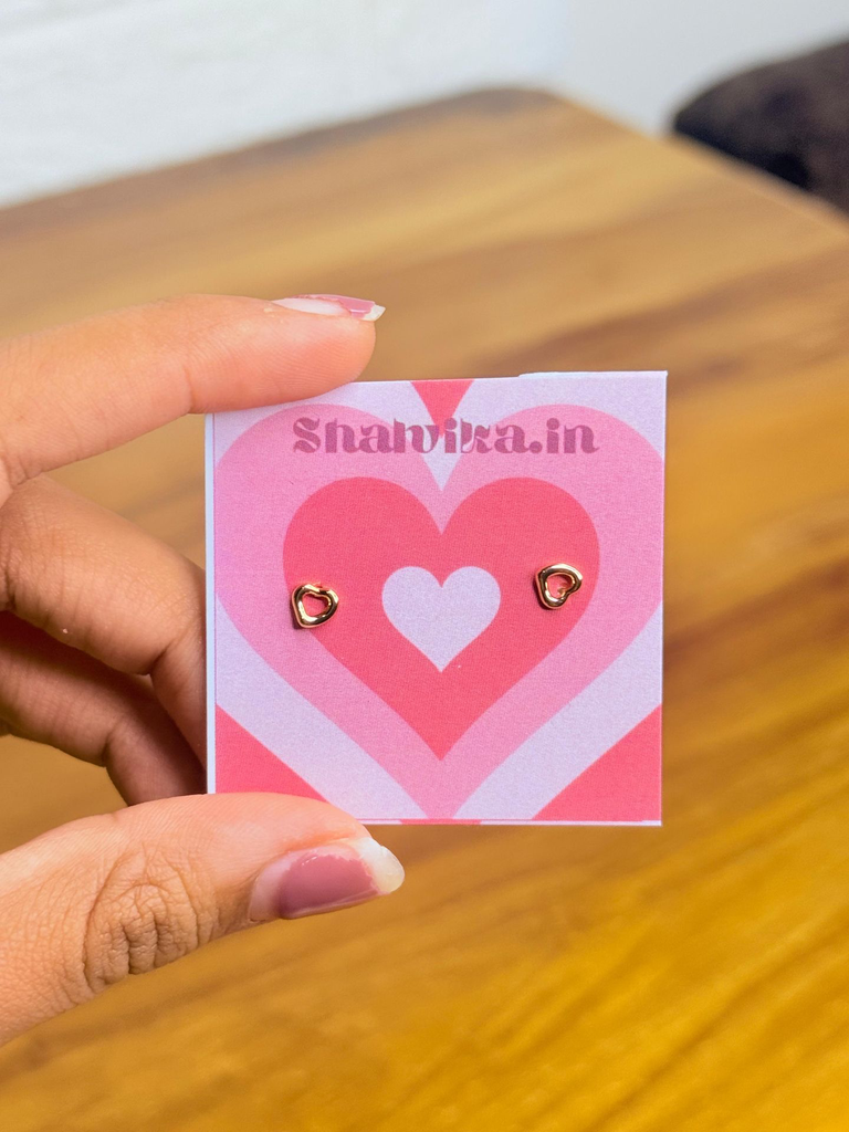 Essential Hollow Heart Studs(extra small)