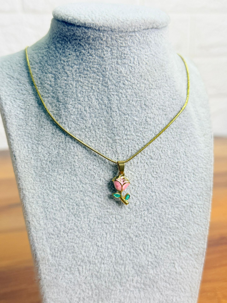 Blush Briar Pendant