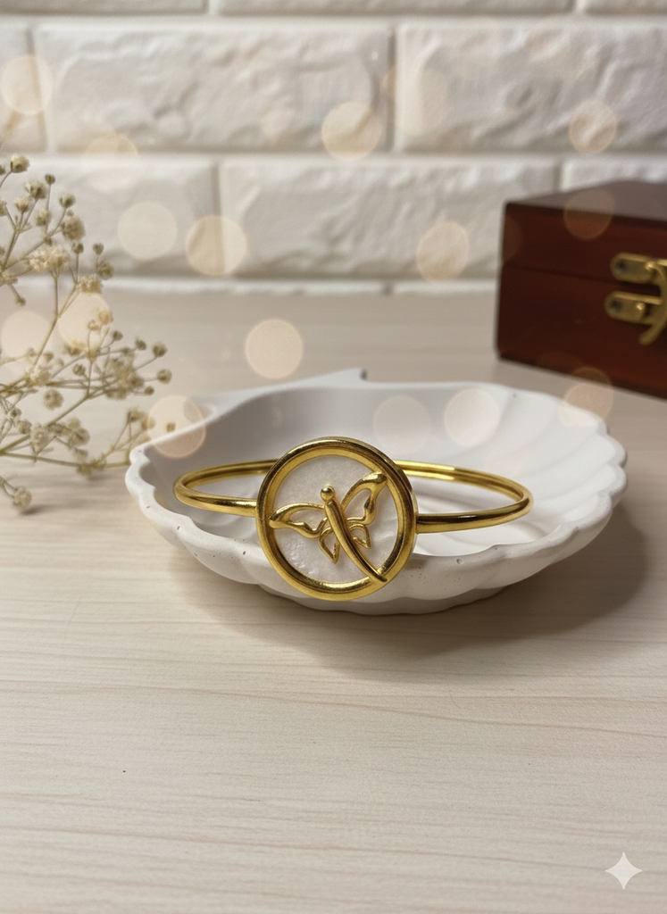 Ivory wing bangle
