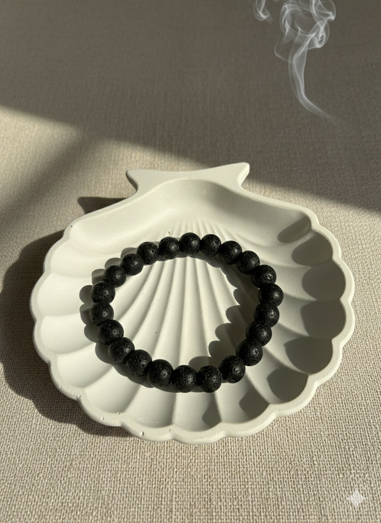 Black beaded bracelet 