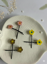 Flower bobby pins