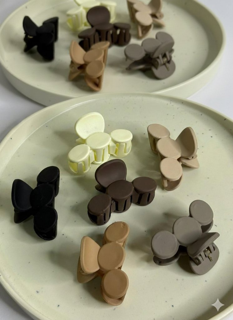 Mini geometric claw clip